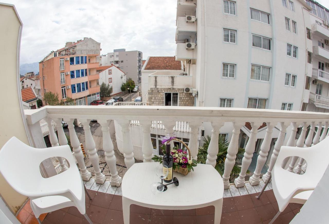 Apartments & Rooms Nikolic Μπούντβα Εξωτερικό φωτογραφία