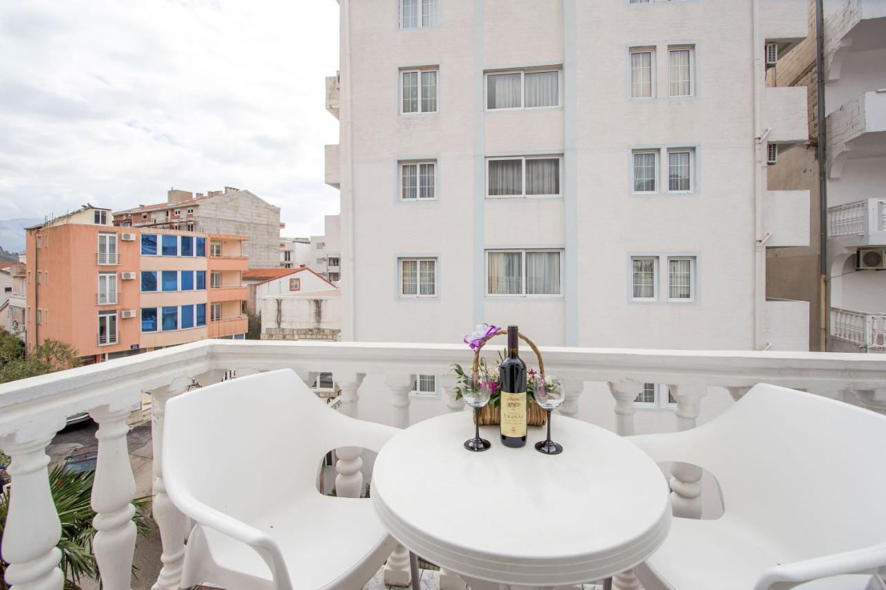 Apartments & Rooms Nikolic Μπούντβα Εξωτερικό φωτογραφία