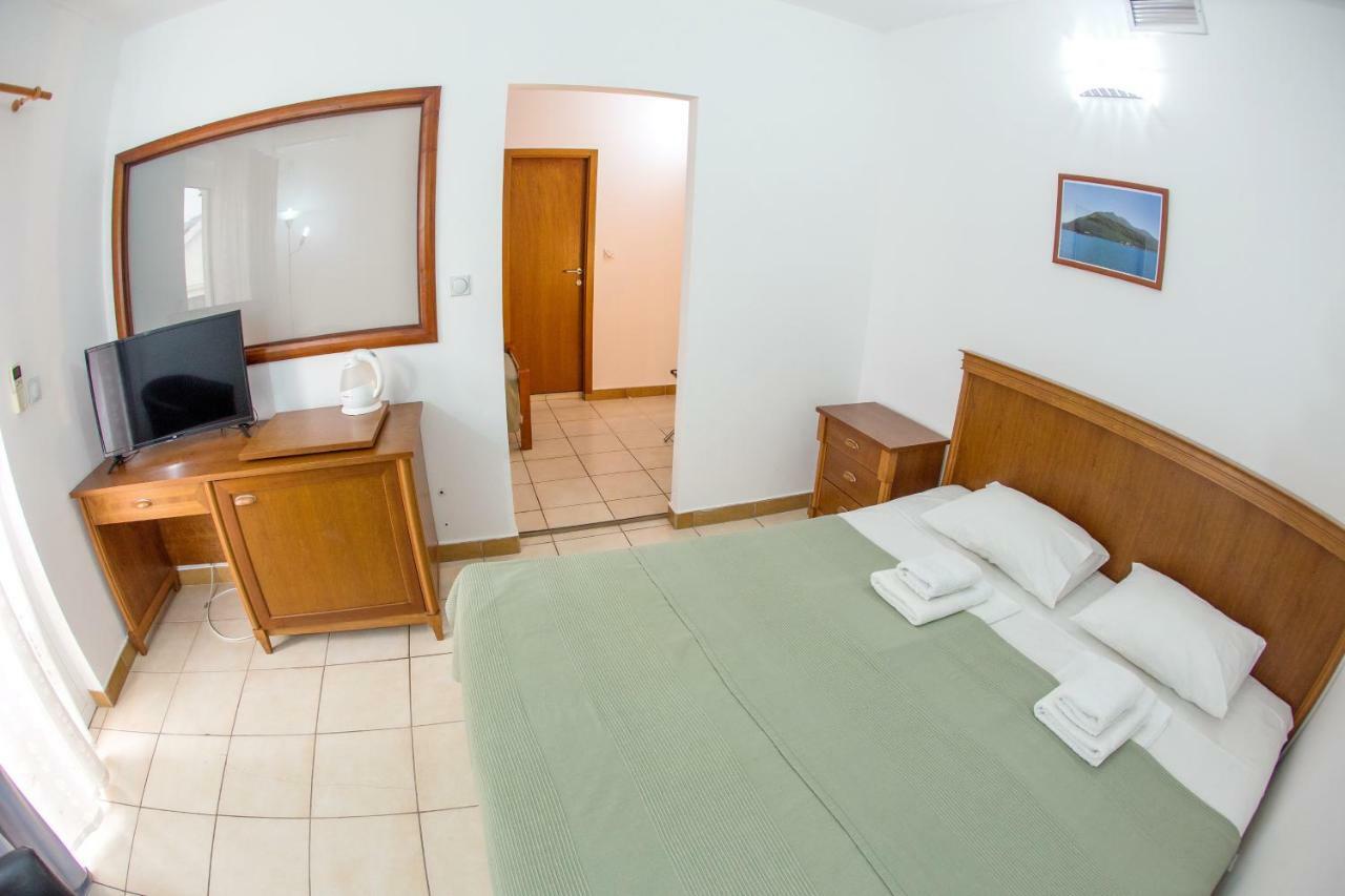 Apartments & Rooms Nikolic Μπούντβα Εξωτερικό φωτογραφία